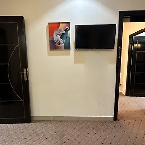 احجز هنا