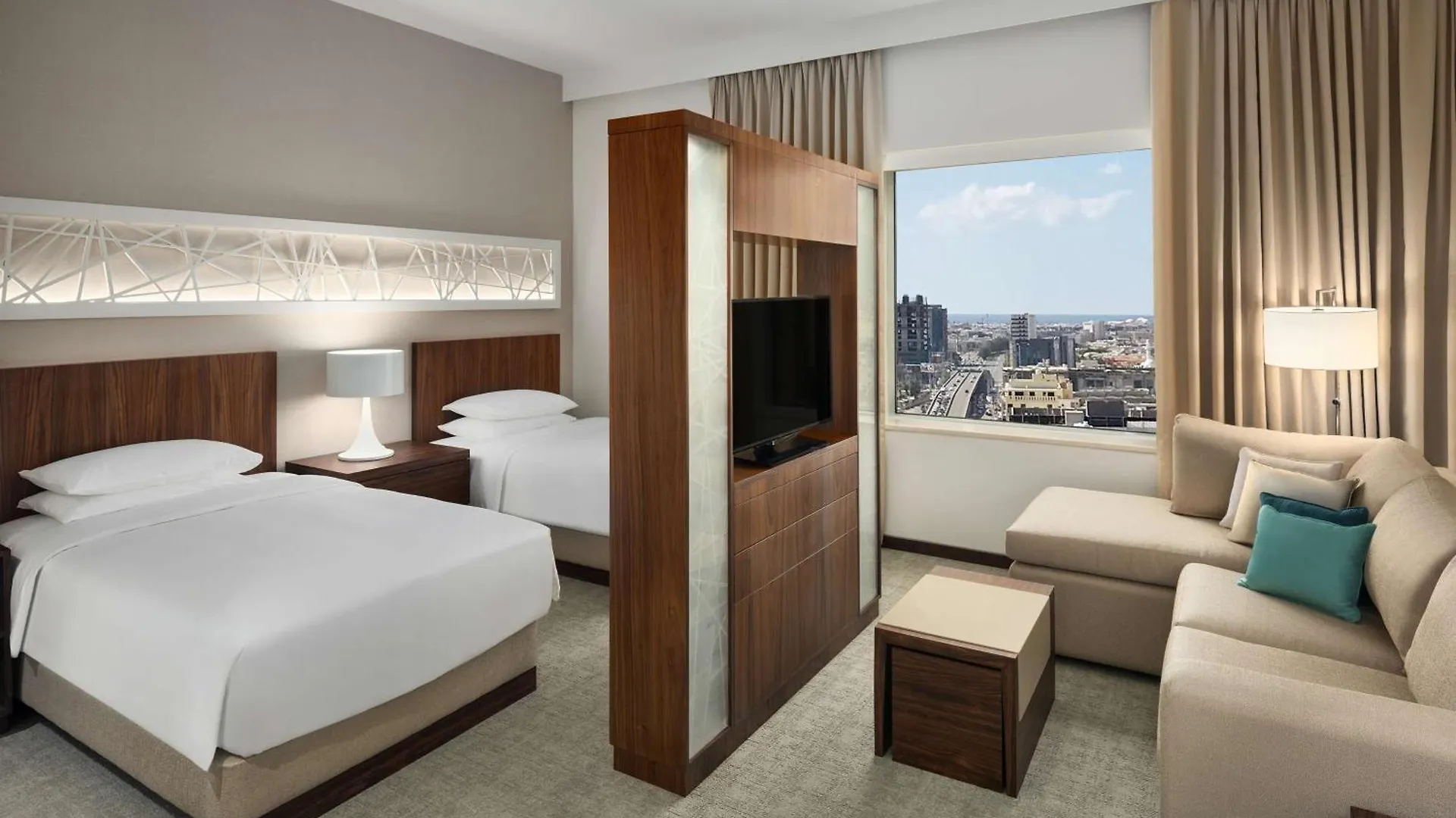 Hyatt House Jeddah Sari Street Hotel 4*,